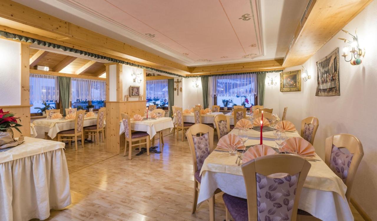 Hotel Runcac Abtei Exterior foto